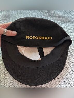 NEW *RARE* 2008 FOX Studios Promo Item:
NOTORIOUS Black Cap w/ Gold Embroidery💛